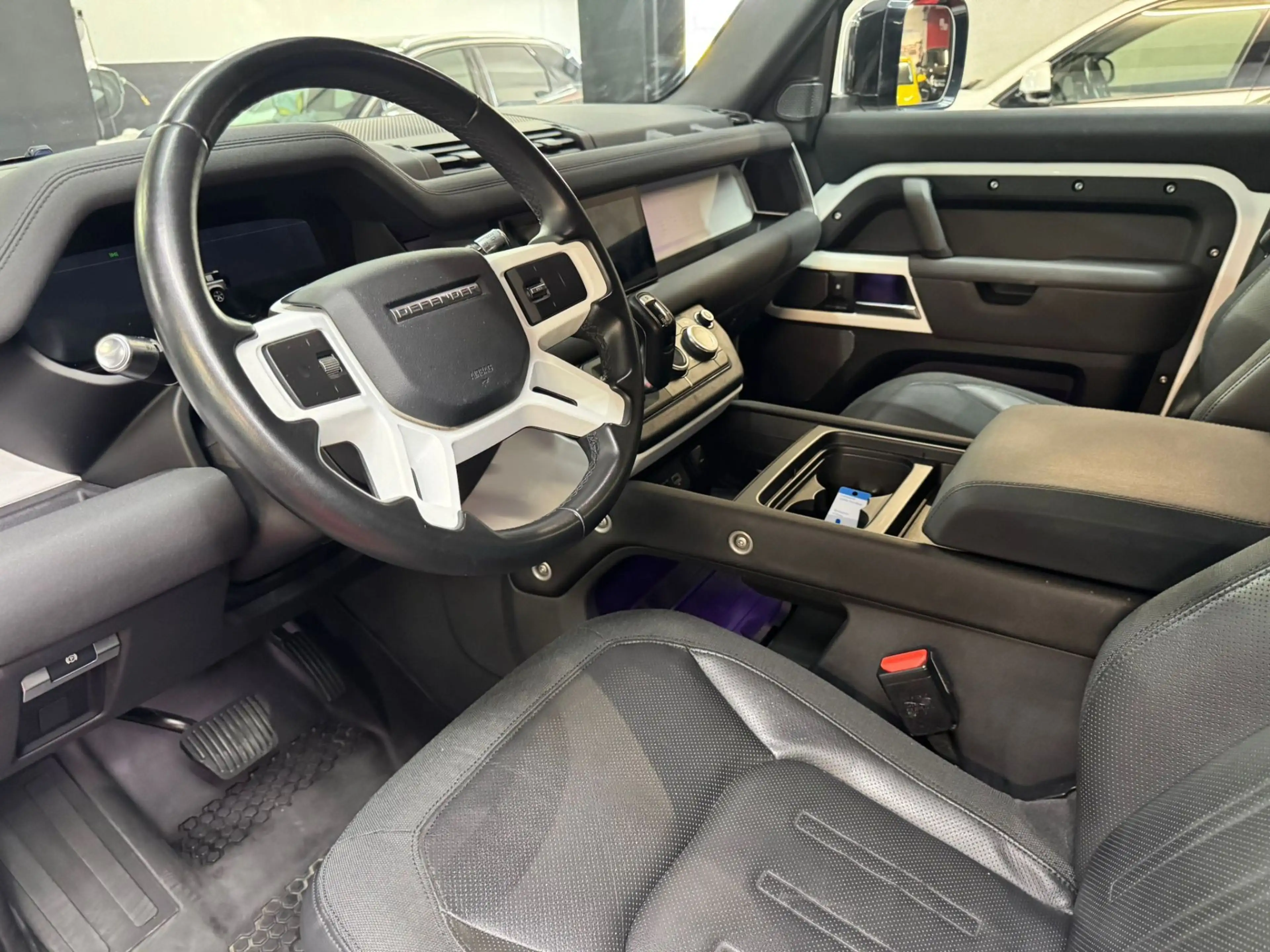 Land Rover Defender 110 D240 S Aut. — photo 15