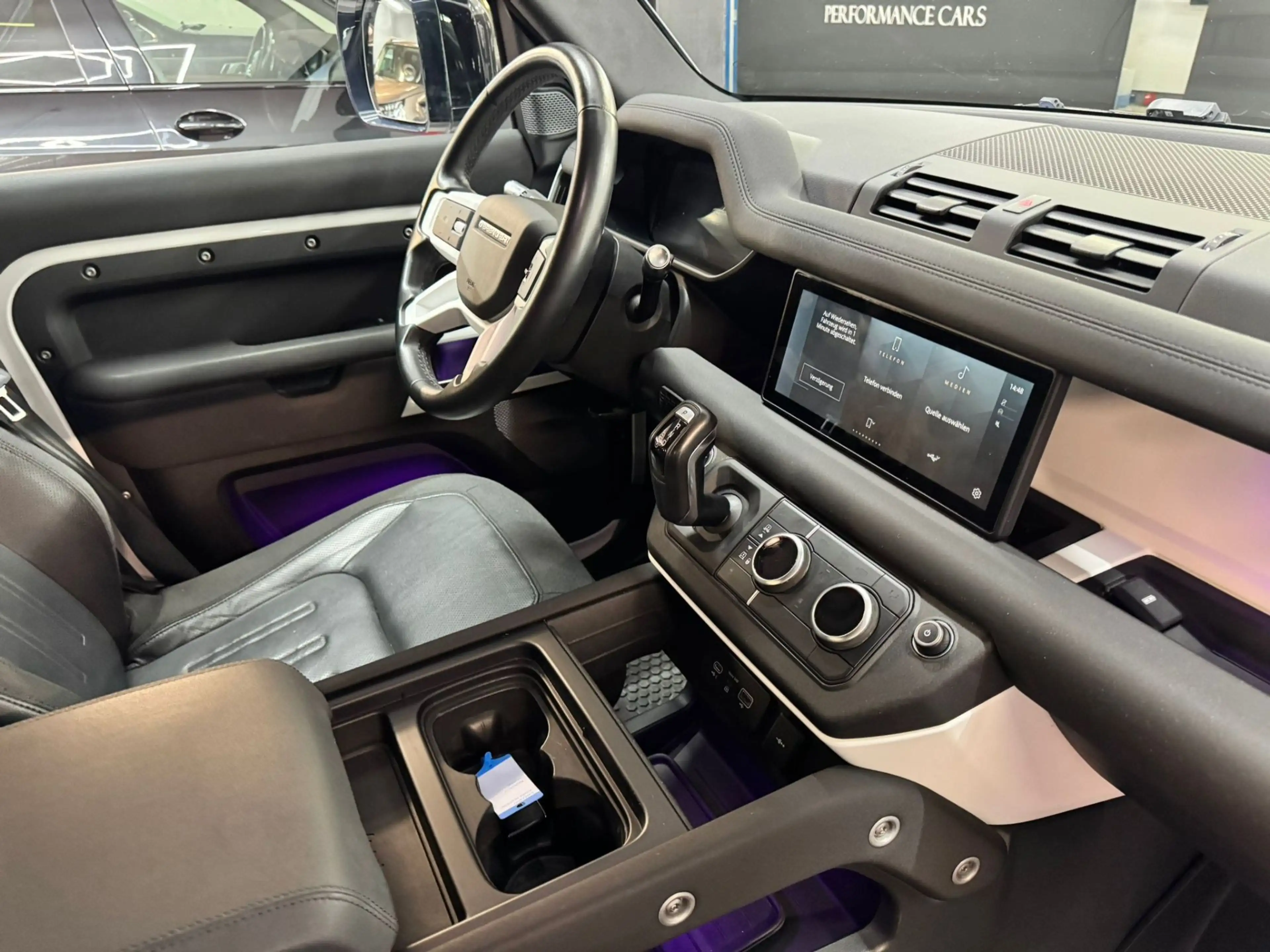 Land Rover Defender 110 D240 S Aut. — photo 9
