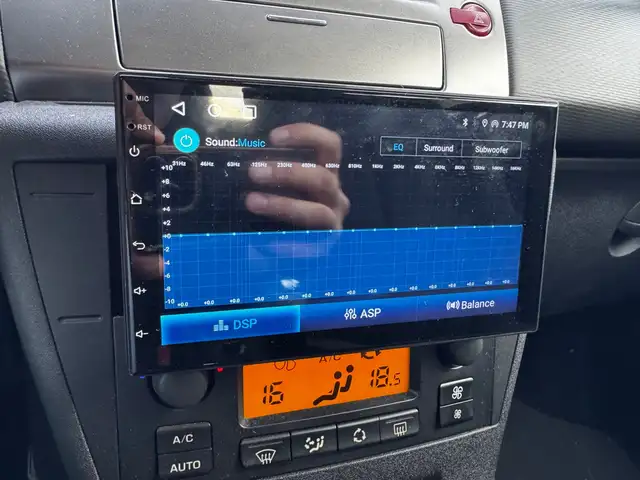Citroen C4 view 15