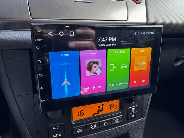 Citroen C4 view 11
