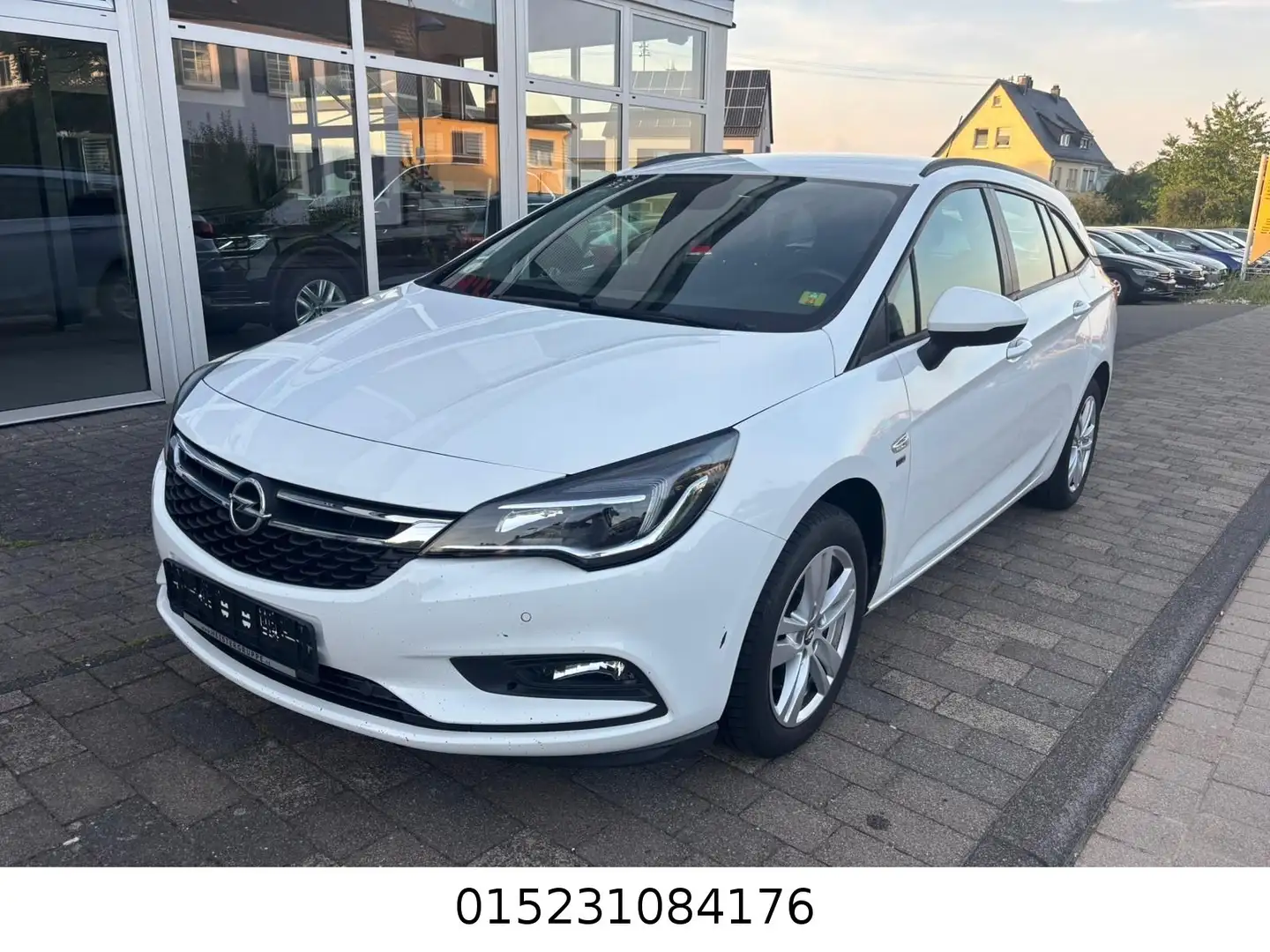 Opel Astra K Sports Tourer+Tempomat+Parkhilfe+AHK+1HD Weiß - 1