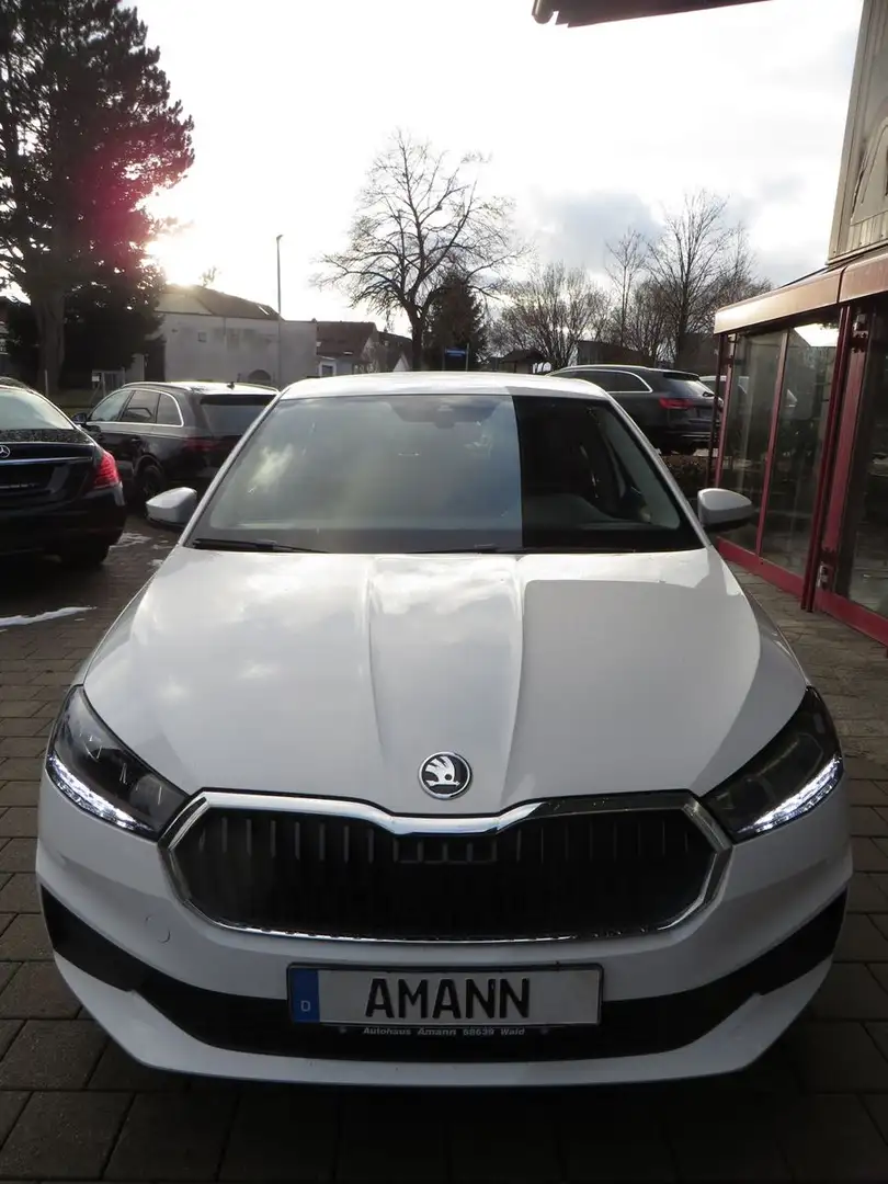 Skoda Fabia Active Weiß - 2