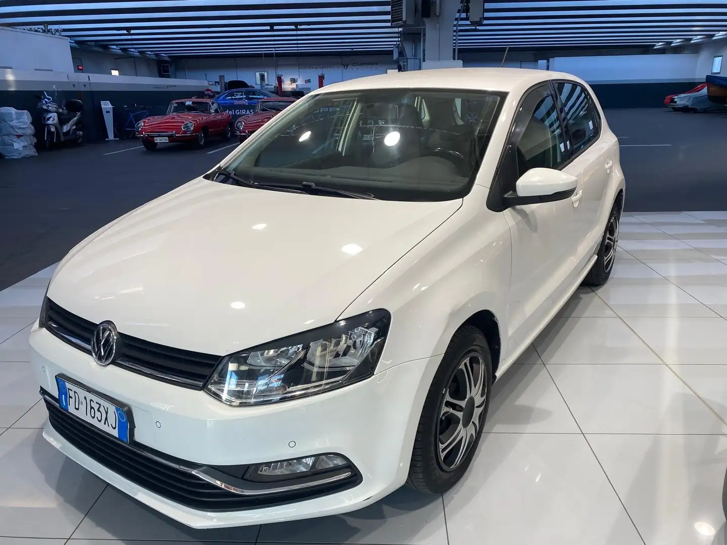 Volkswagen Polo Polo V 2014 5p 1.0 mpi Comfortline 75cv Wit - 2
