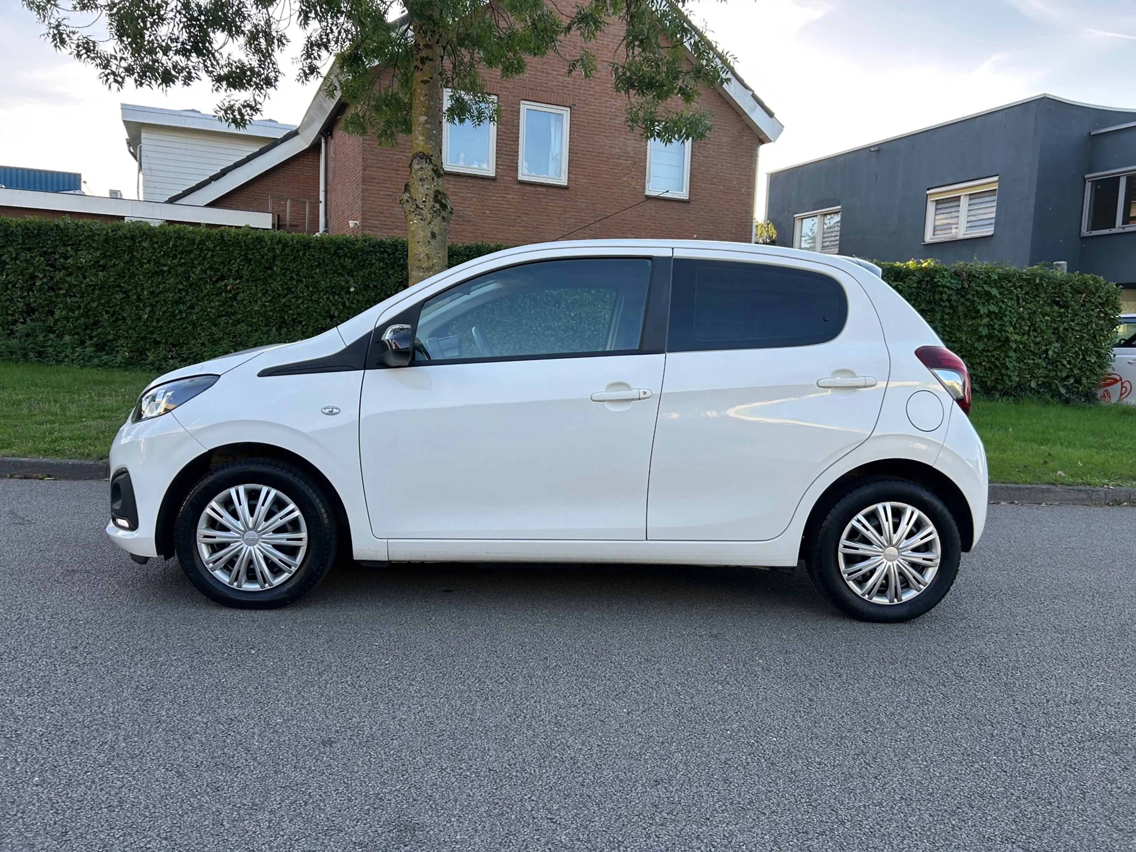 Peugeot 108 1.0 e-VTi Airco/Bluetooth/Led/Pioneer Audio Systee — photo 2