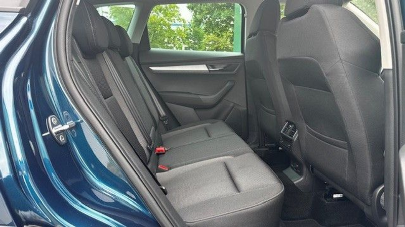 Skoda Karoq Tour 2.0 TDI 4x4 Standhzg, Navi, Kamera — photo 8