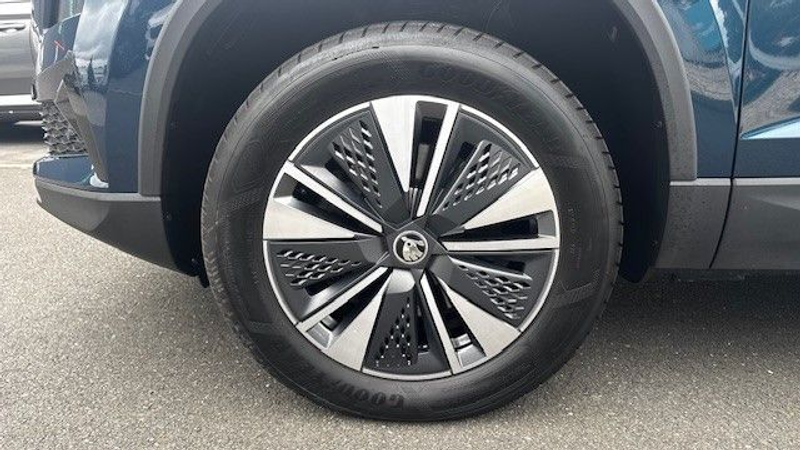 Skoda Karoq Tour 2.0 TDI 4x4 Standhzg, Navi, Kamera — photo 2