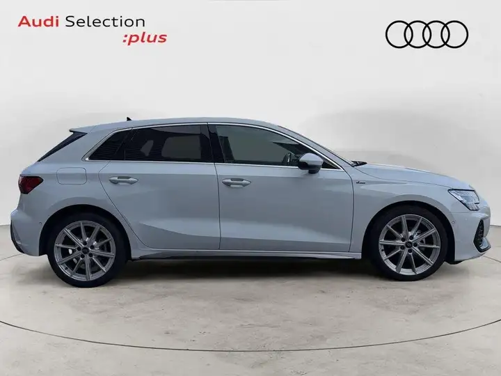 Audi A3 2025, foto 3