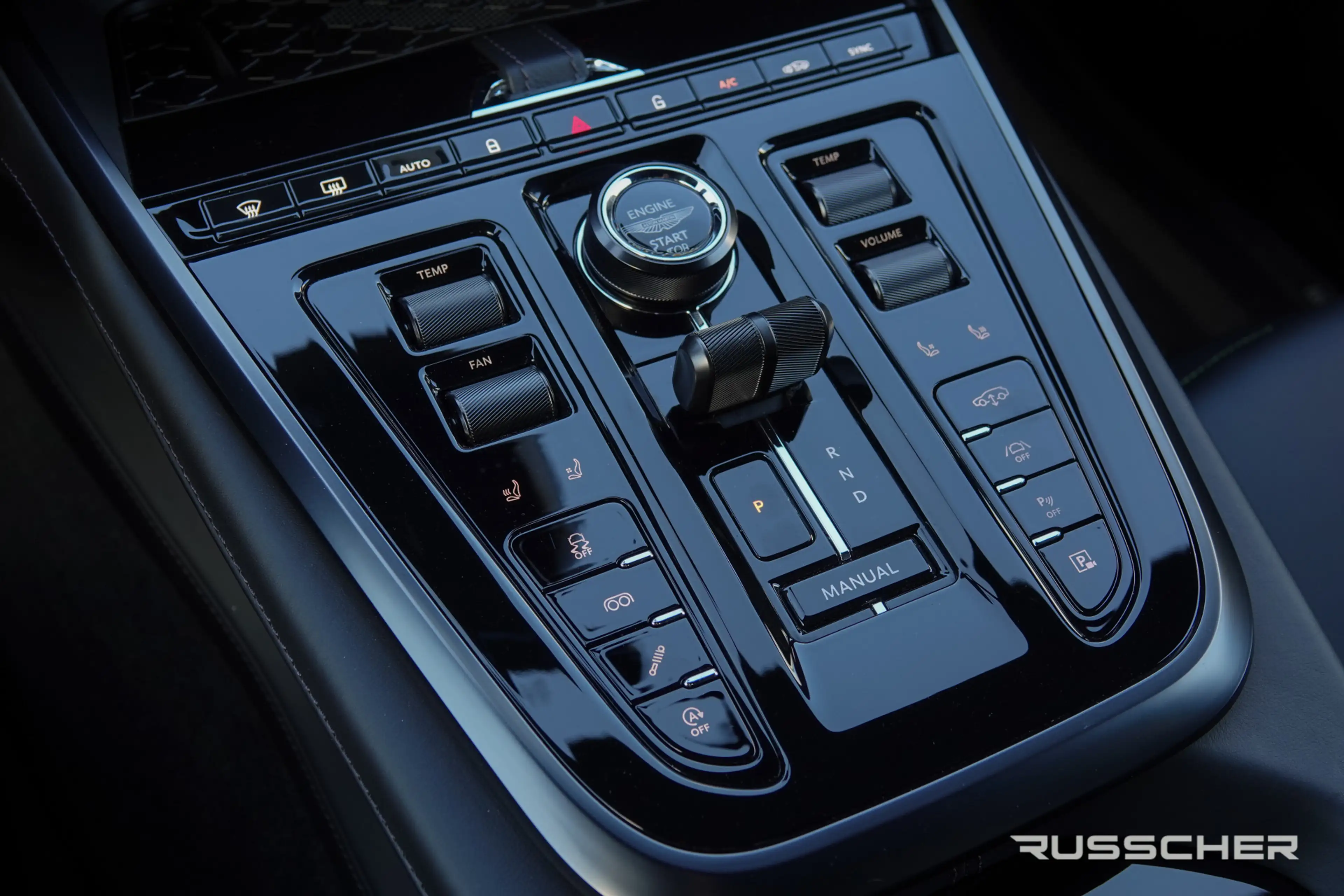 Aston Martin DBX 4.0 V8 707Pk Aut. | AMR24 | Luchtvering | Keramisc — photo 8