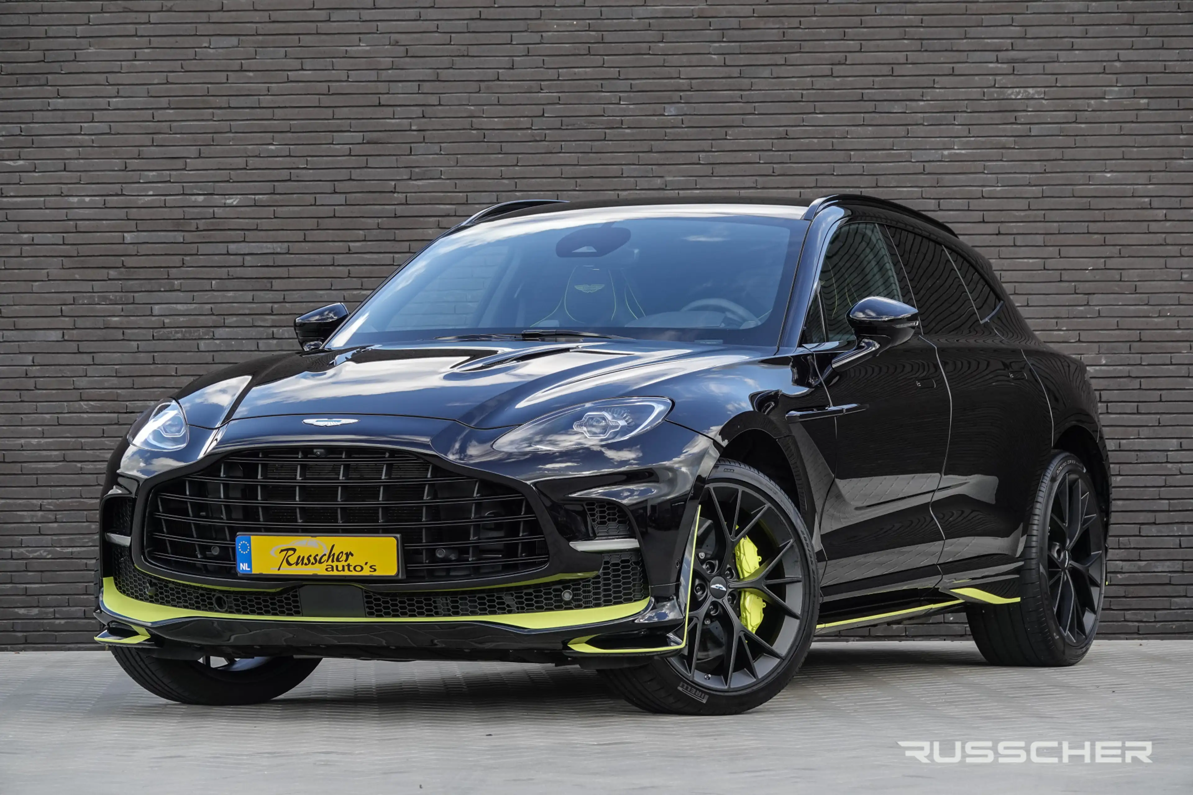 Aston Martin DBX 4.0 V8 707Pk Aut. | AMR24 | Luchtvering | Keramisc — photo 23