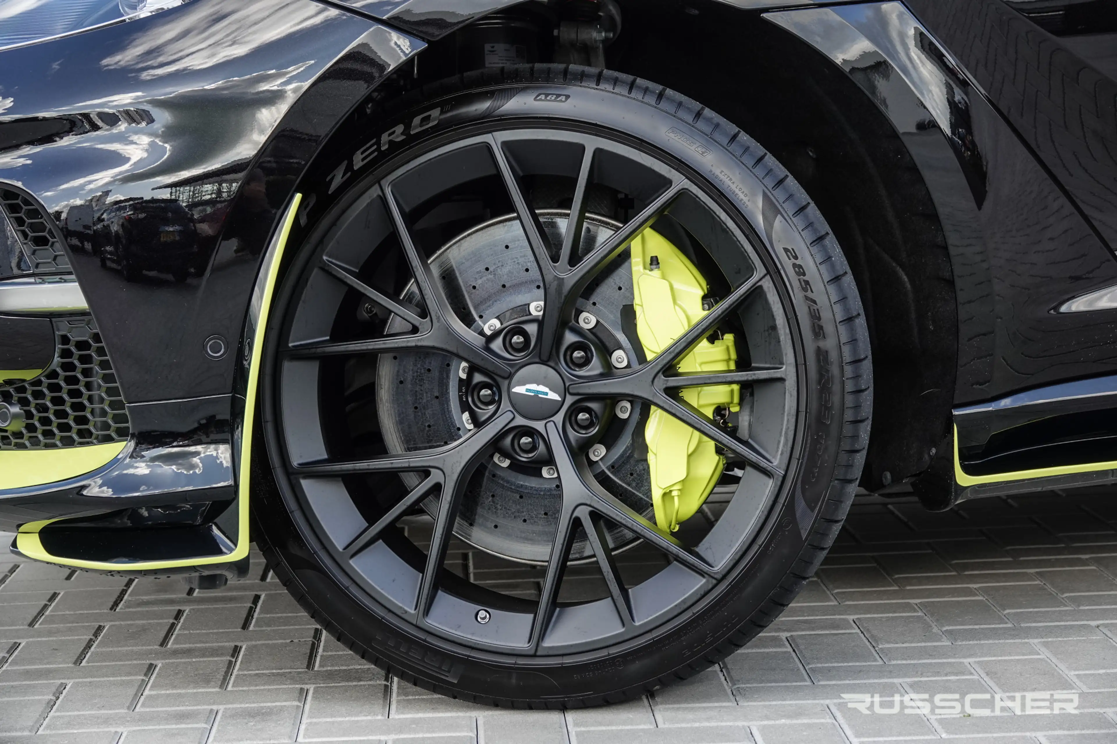 Aston Martin DBX 4.0 V8 707Pk Aut. | AMR24 | Luchtvering | Keramisc — photo 7