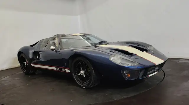 Ford GT GT40