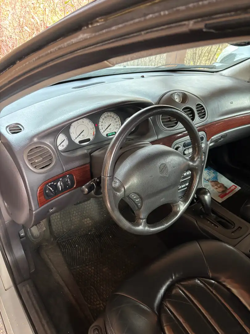 Chrysler 300 M 300 M 2.7 V6 24v Grey - 1