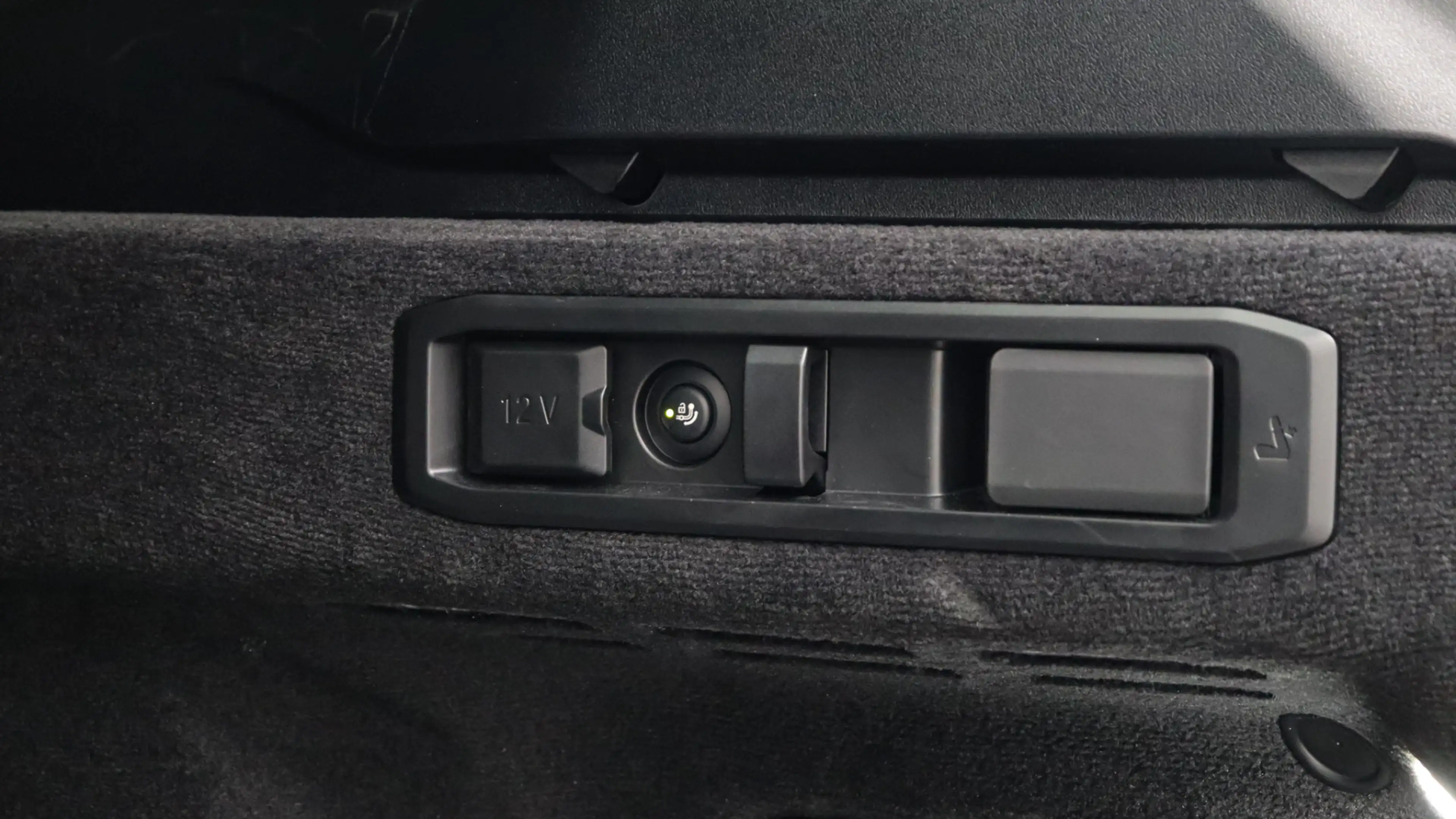 BMW M5 Touring M Performance | Akrapovic | Eventuri | M D — photo 30