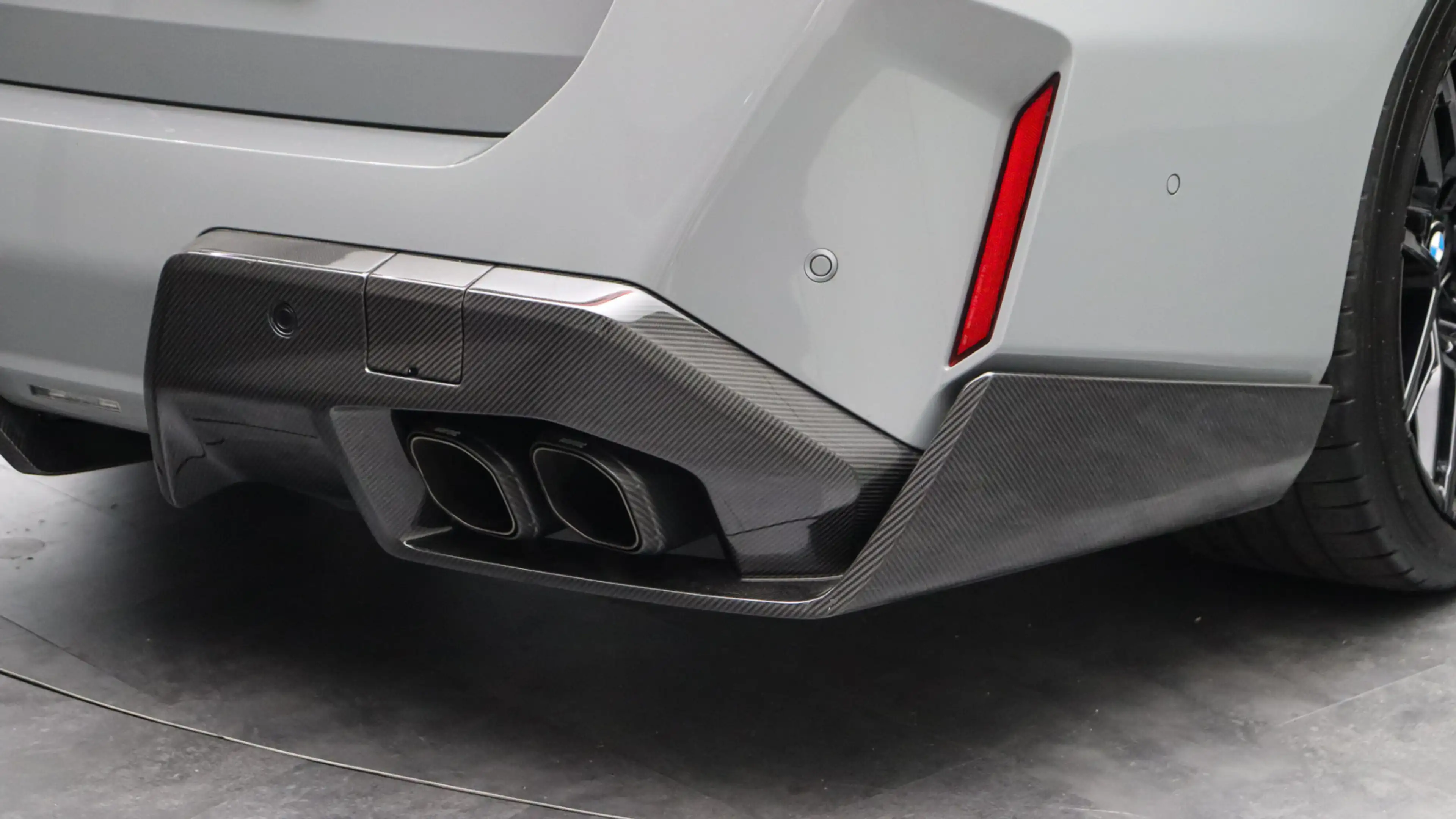 BMW M5 Touring M Performance | Akrapovic | Eventuri | M D — photo 17