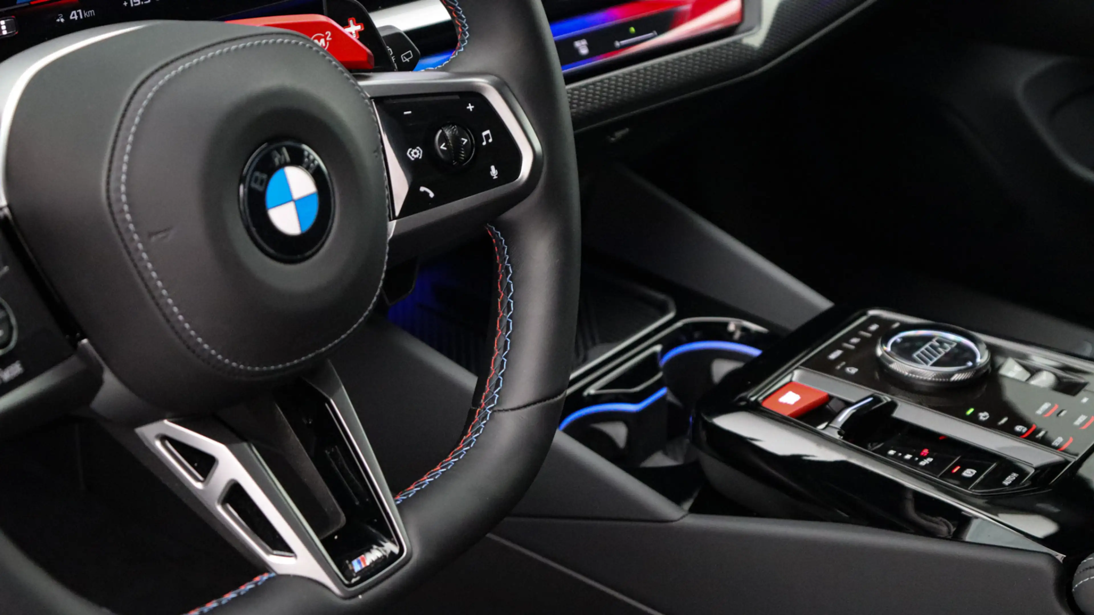 BMW M5 Touring M Performance | Akrapovic | Eventuri | M D — photo 25