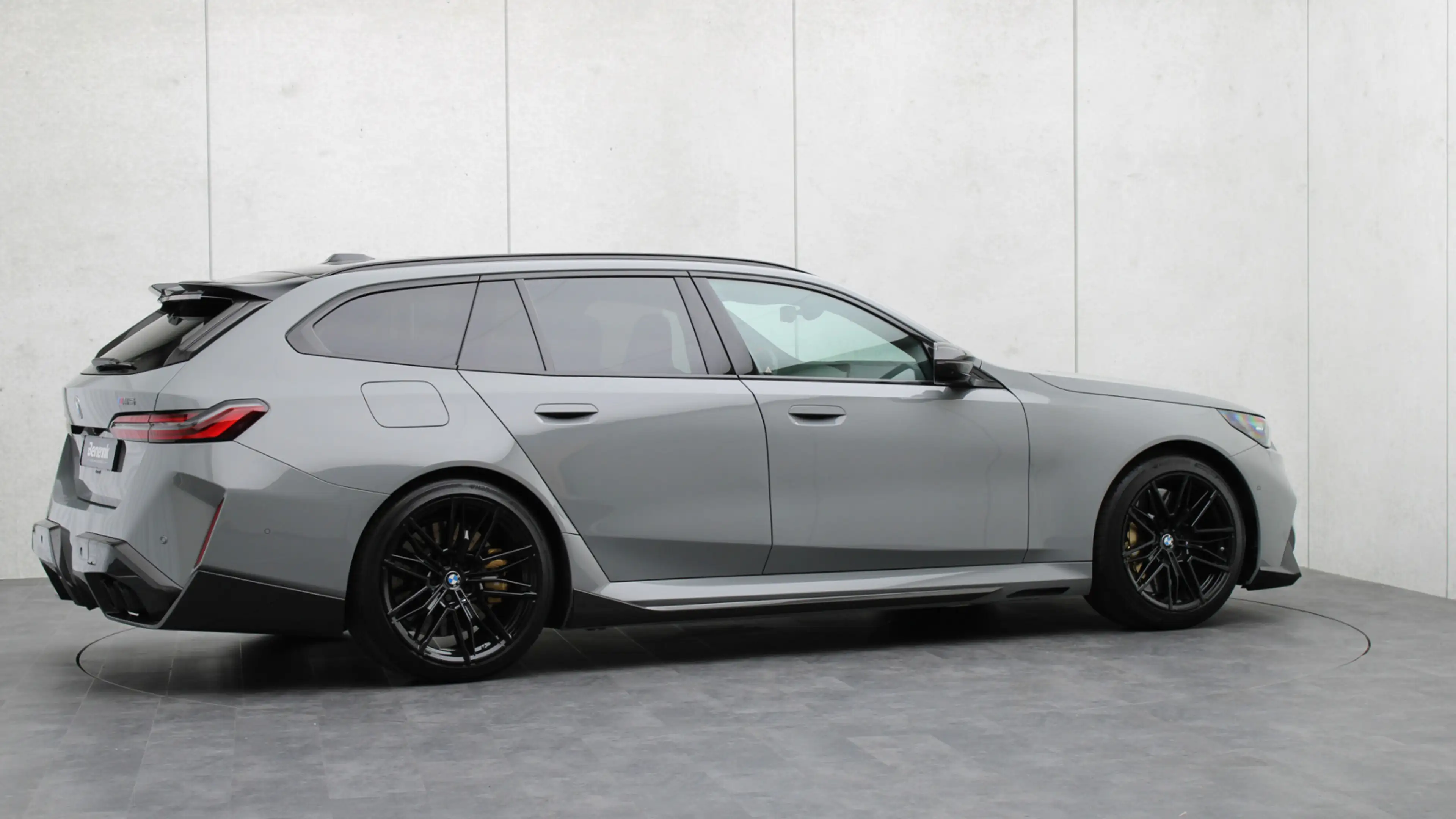 BMW M5 Touring M Performance | Akrapovic | Eventuri | M D — photo 42