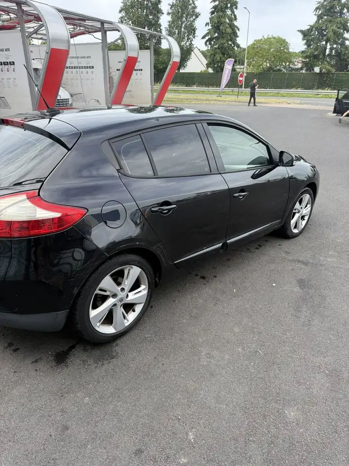 Renault Megane Berline — photo 2