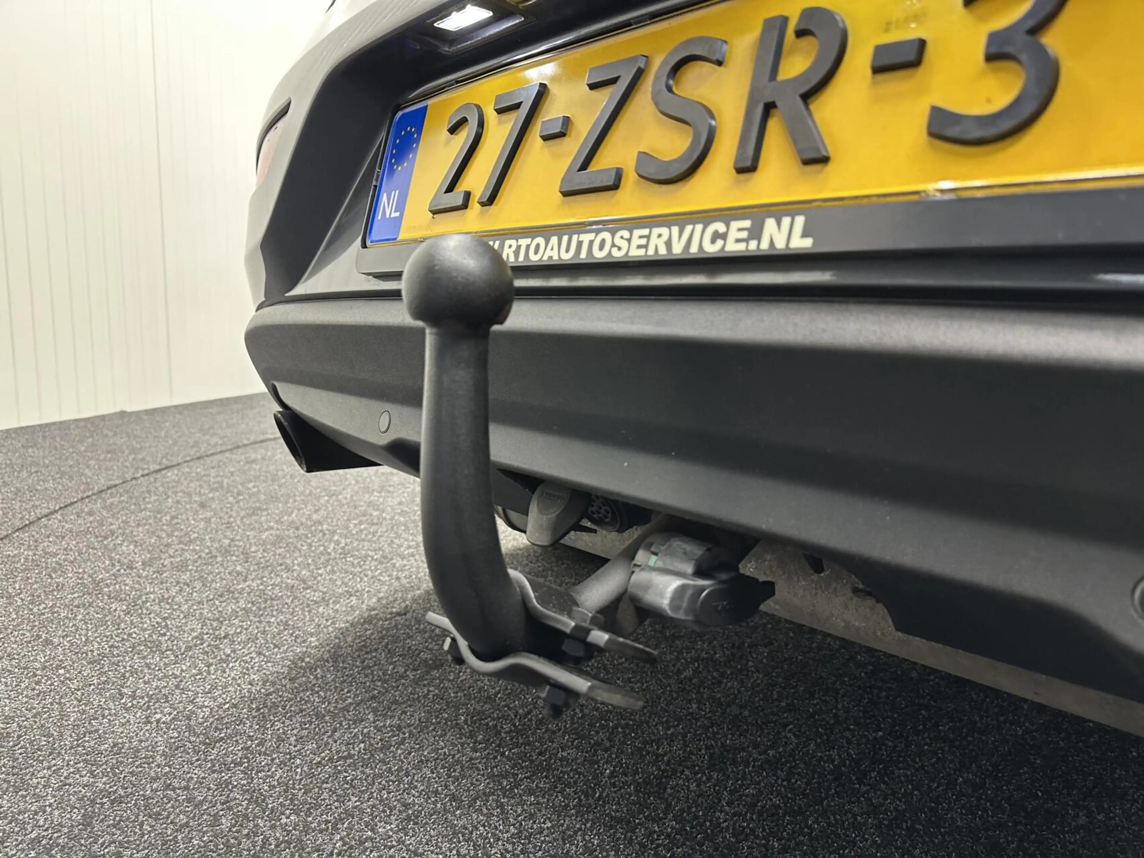Volvo V40 1.6 T3 Summum PANO LEER CAMERA NAVIGATIE ECC CRUIS — photo 11