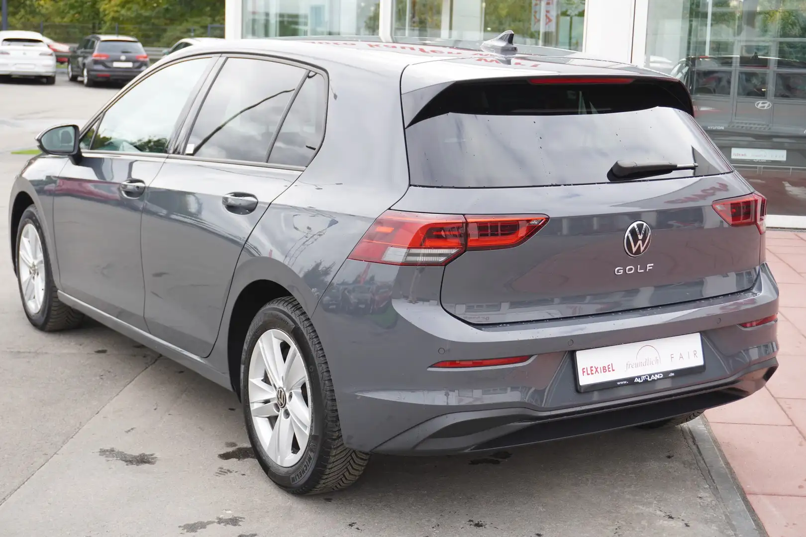 Volkswagen Golf VIII 1.5 TSI Life LED PDC App Connect Gris - 2