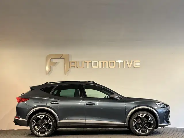 Cupra Formentor view 8