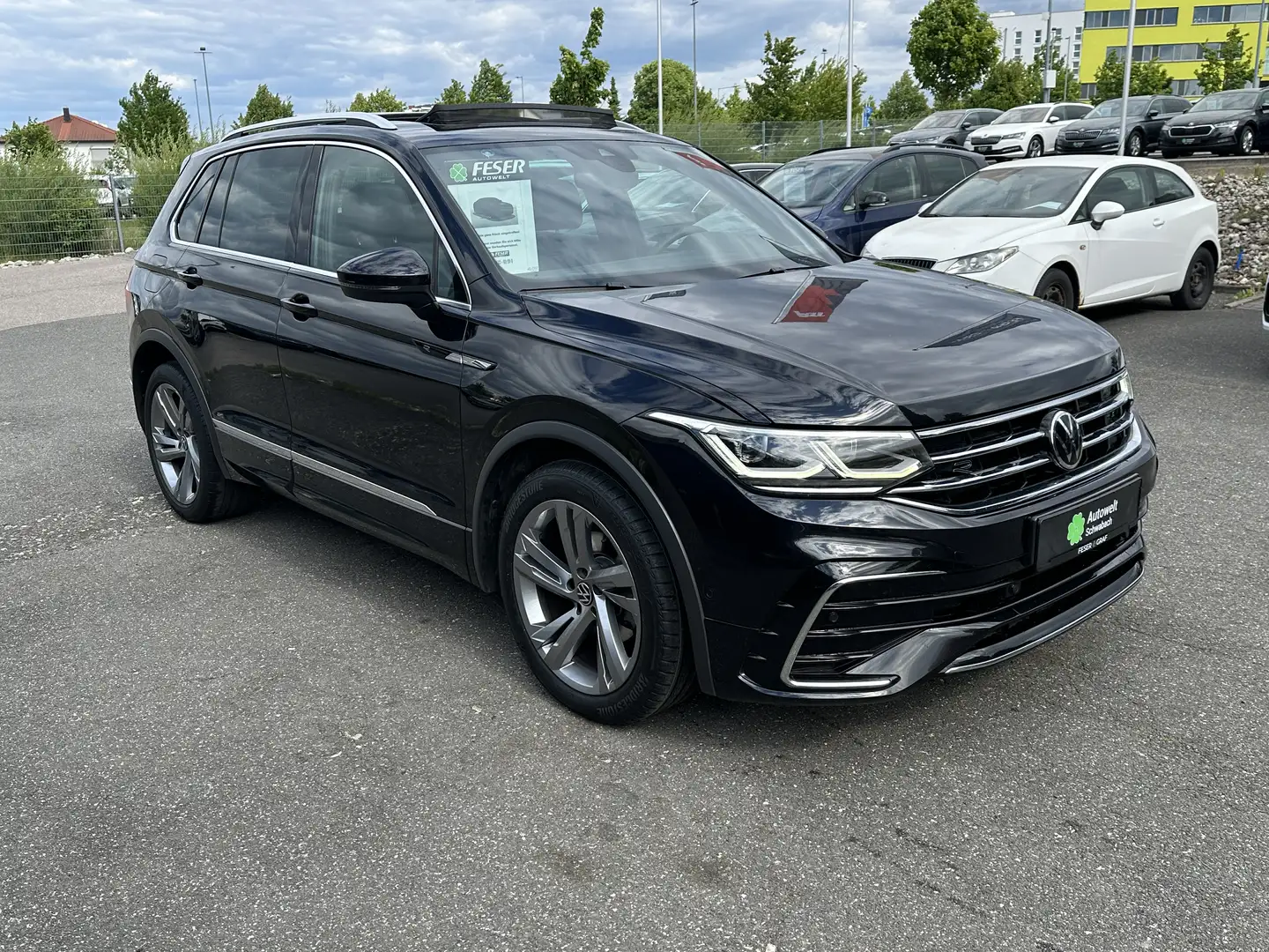 Volkswagen Tiguan R-Line 2.0 TDI LED PANO KAMERA VIRTUAL Noir - 2