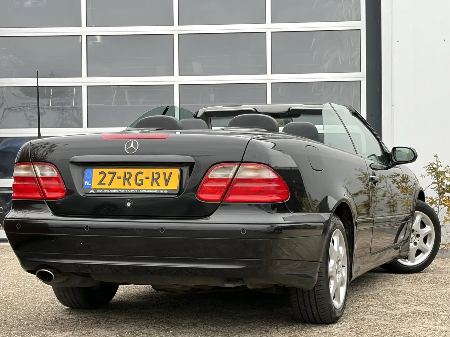 Mercedes-Benz CLK 320 Cabrio Elegance 218pk | Cruise control | Elektrisc Schwarz - 2