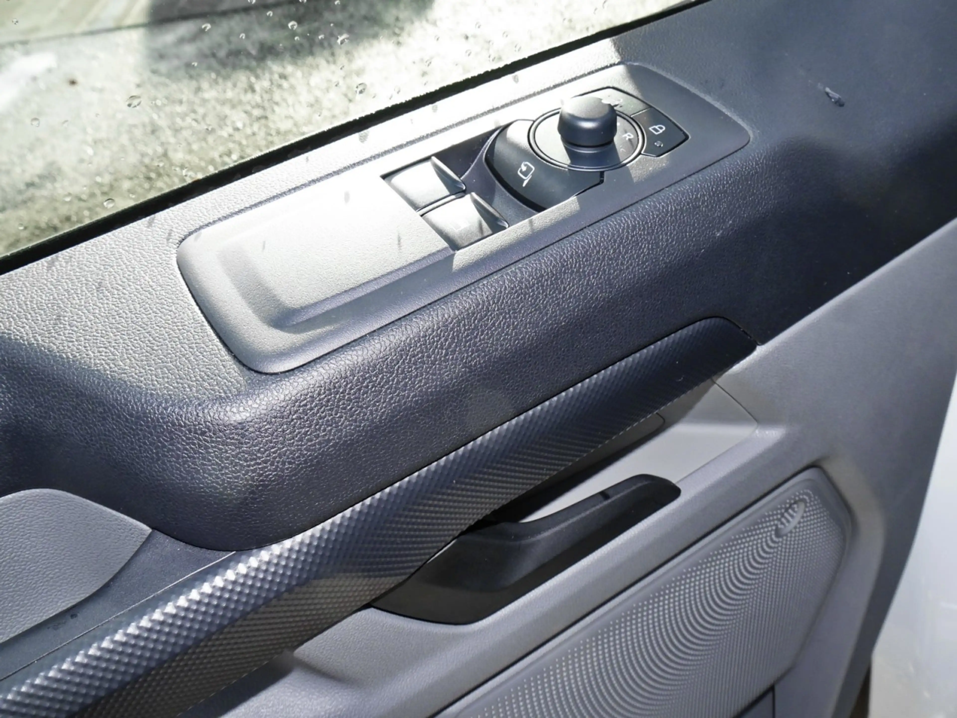 Ford E-Transit Custom KW Trend 320L1 ACC+Kamera+Navi Klima Navi — photo 12