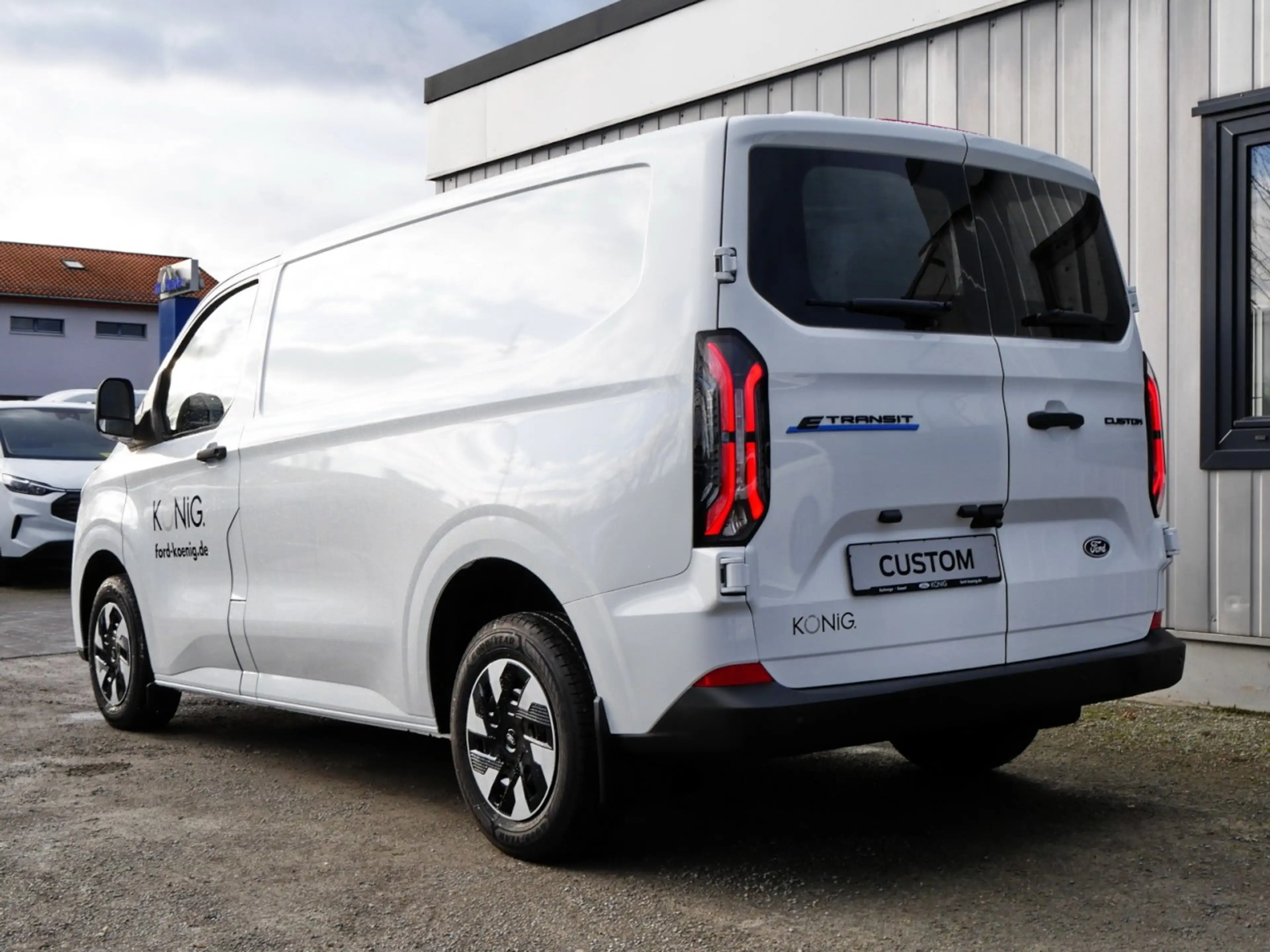 Ford E-Transit Custom KW Trend 320L1 ACC+Kamera+Navi Klima Navi — photo 3