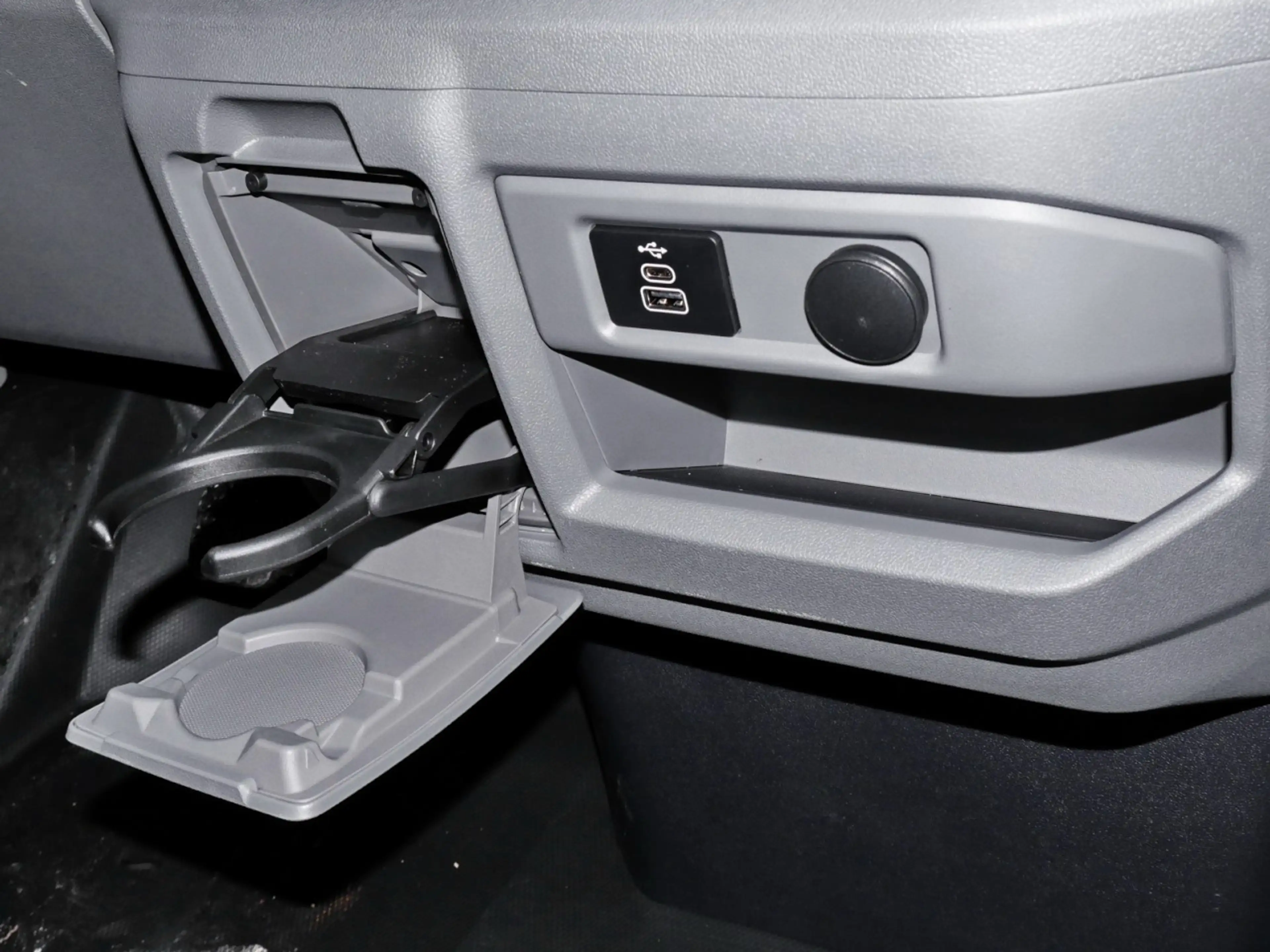 Ford E-Transit Custom KW Trend 320L1 ACC+Kamera+Navi Klima Navi — photo 7