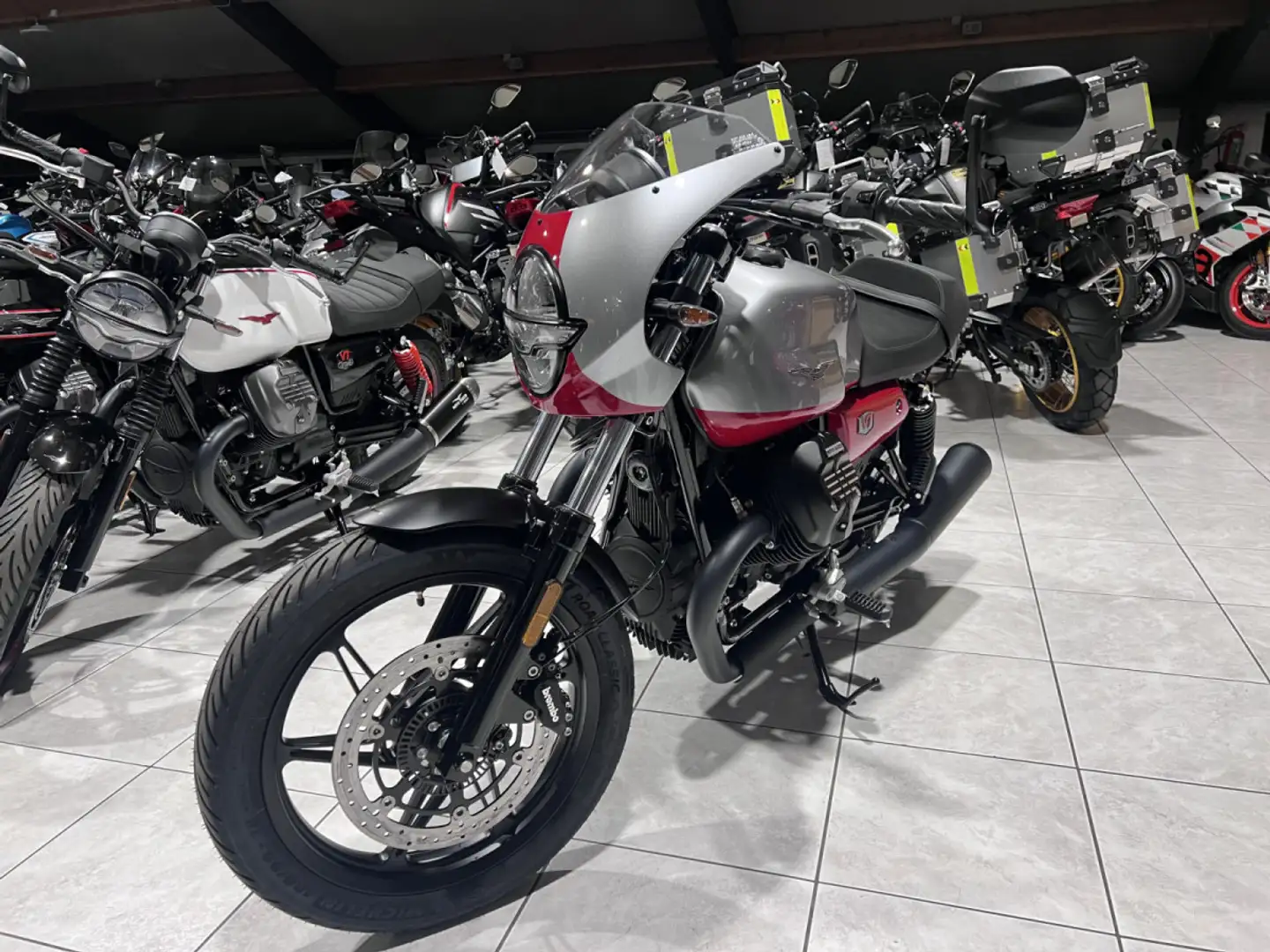 Moto Guzzi V 7 STONE CORSA Blanc - 2