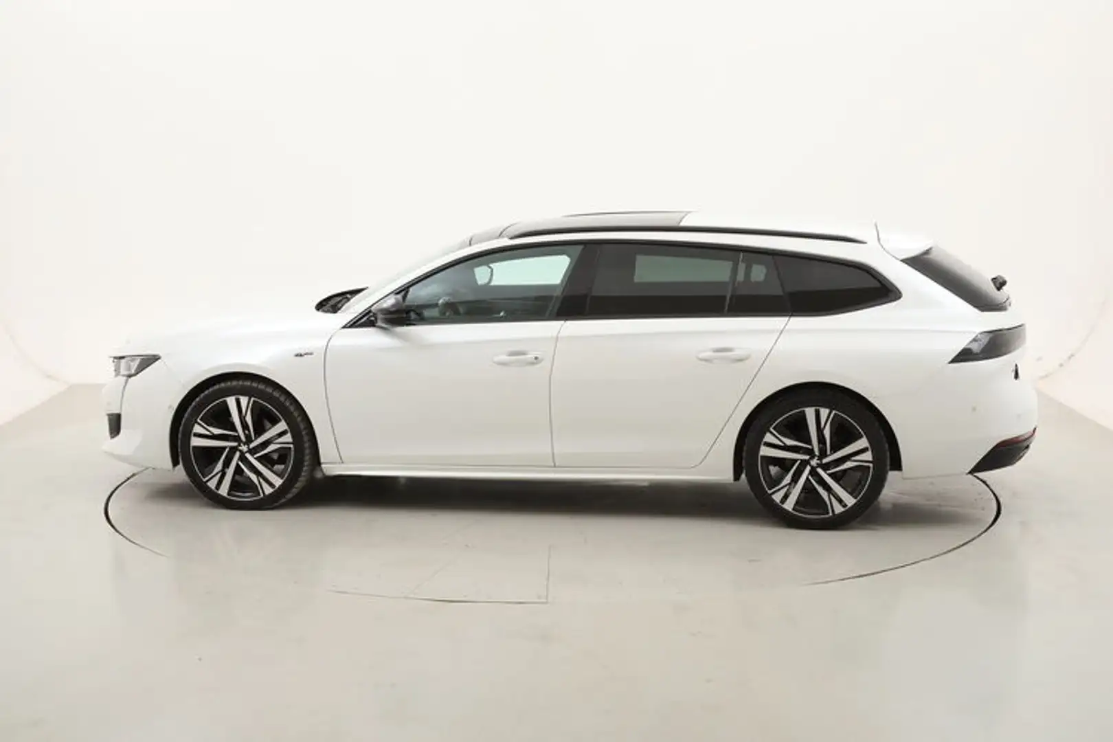 Peugeot 508 SW GT EAT8 2.0 Diesel 177CV Bianco - 2