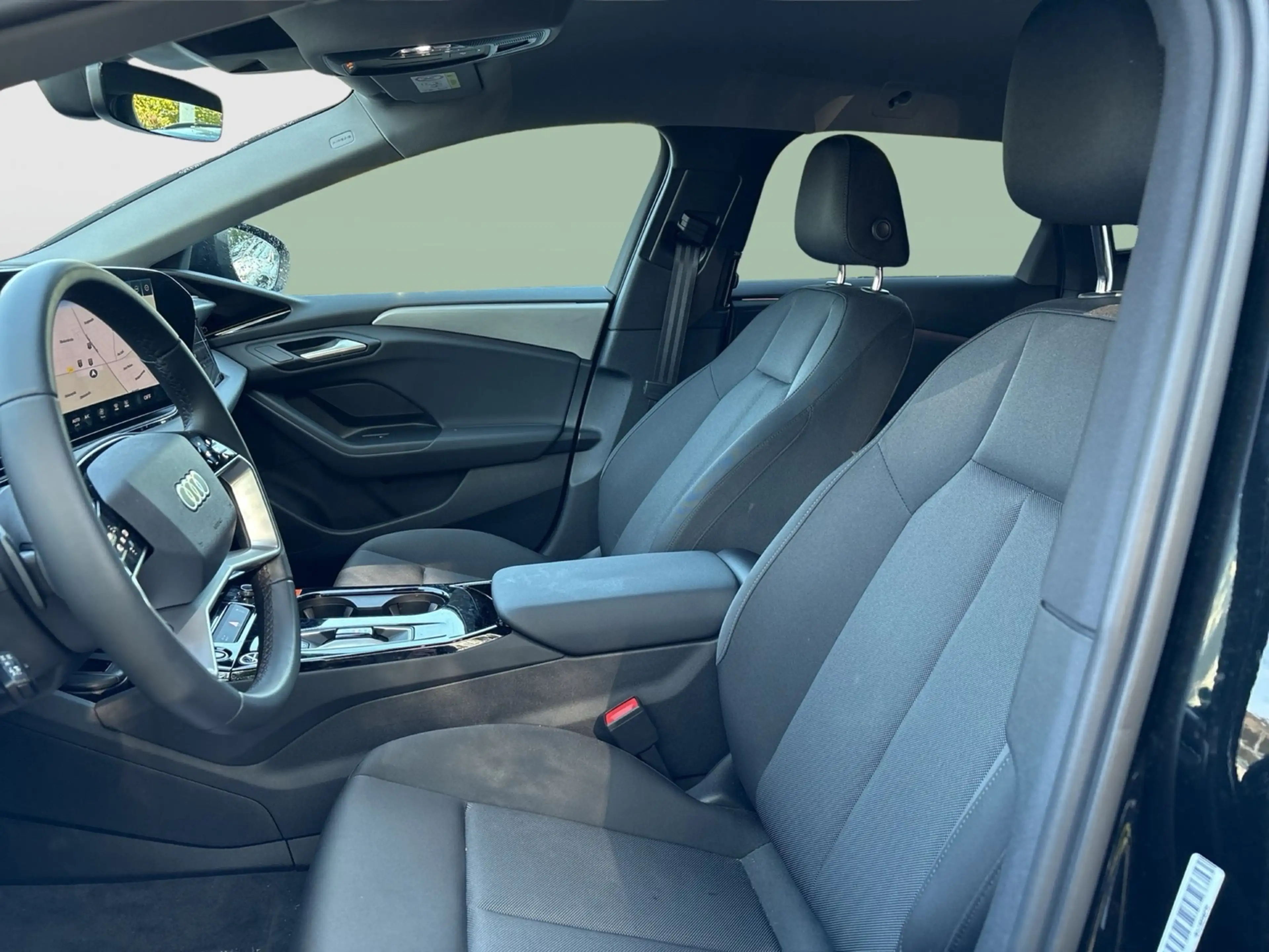Audi A6 e-tron Avant advanced AHK 360°CAM ACC LM20 — photo 11