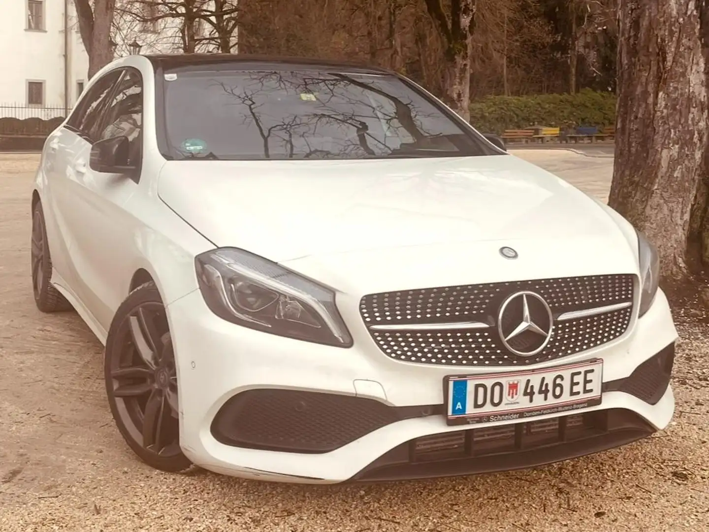 Mercedes-Benz A 200 A 200 d 4MATIC Aut. Weiß - 1