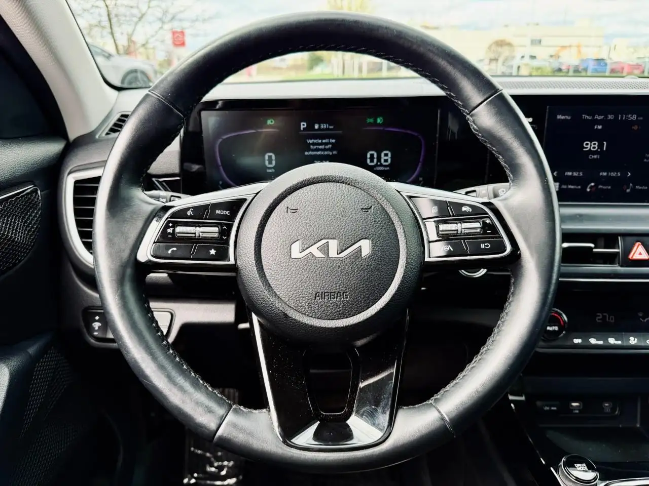 Kia Seltos снимка Kia Seltos