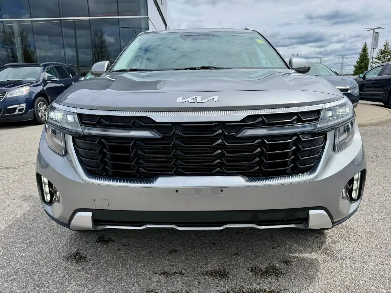 Kia Seltos снимка Kia Seltos