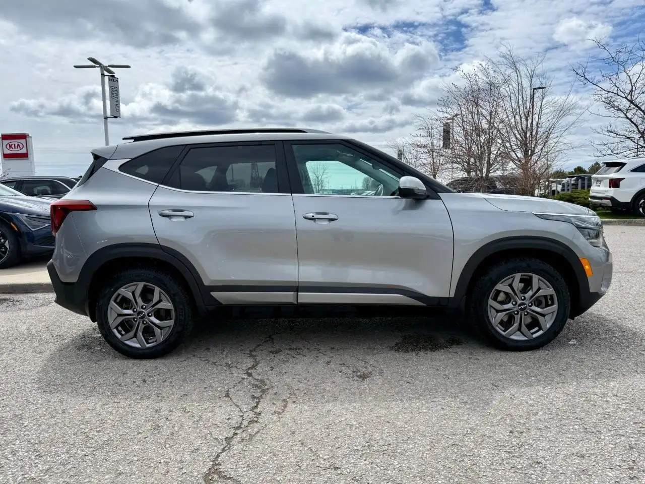 Kia Seltos снимка Kia Seltos