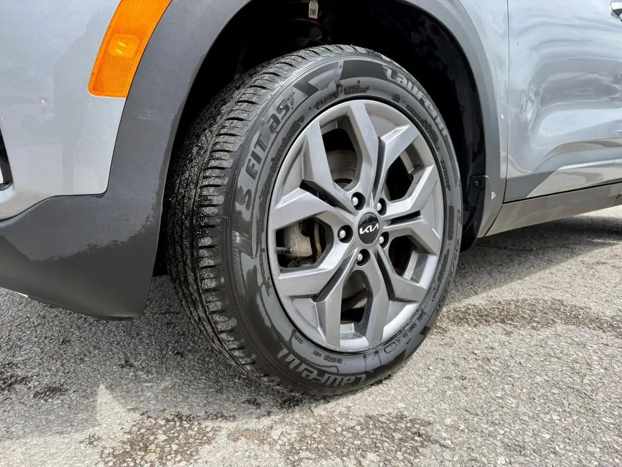 Kia Seltos снимка Kia Seltos