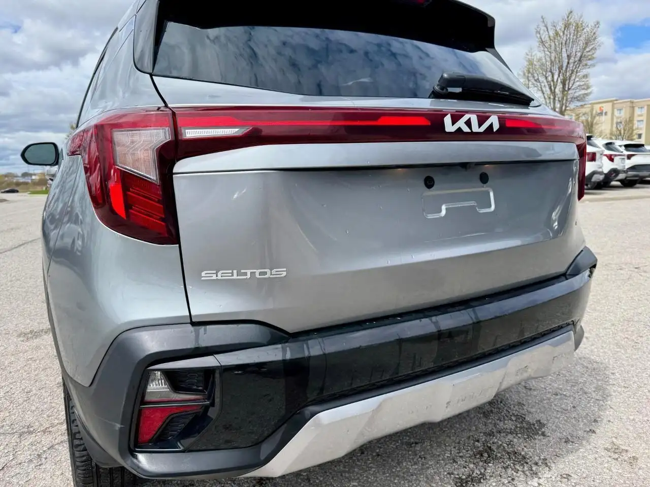 Kia Seltos снимка Kia Seltos