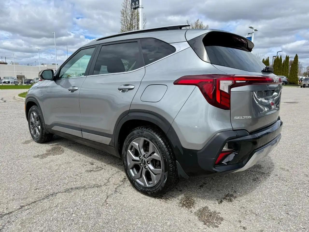 Kia Seltos снимка Kia Seltos