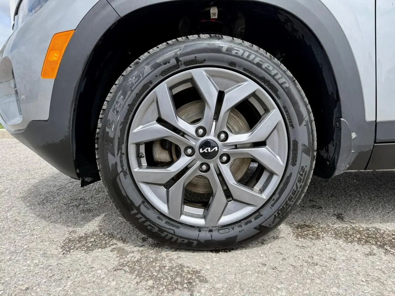 Kia Seltos снимка Kia Seltos
