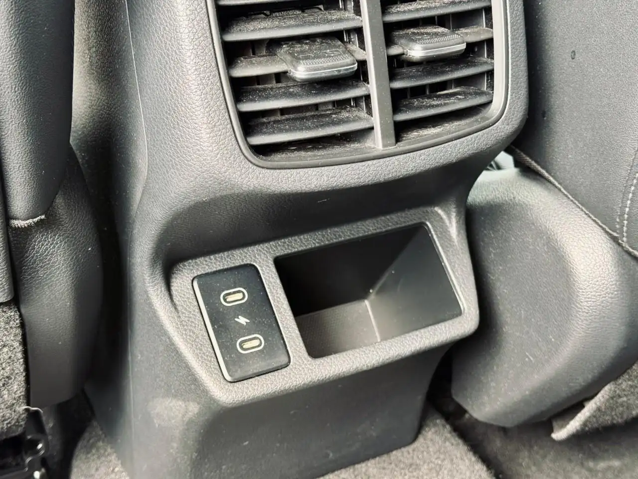 Kia Seltos снимка Kia Seltos
