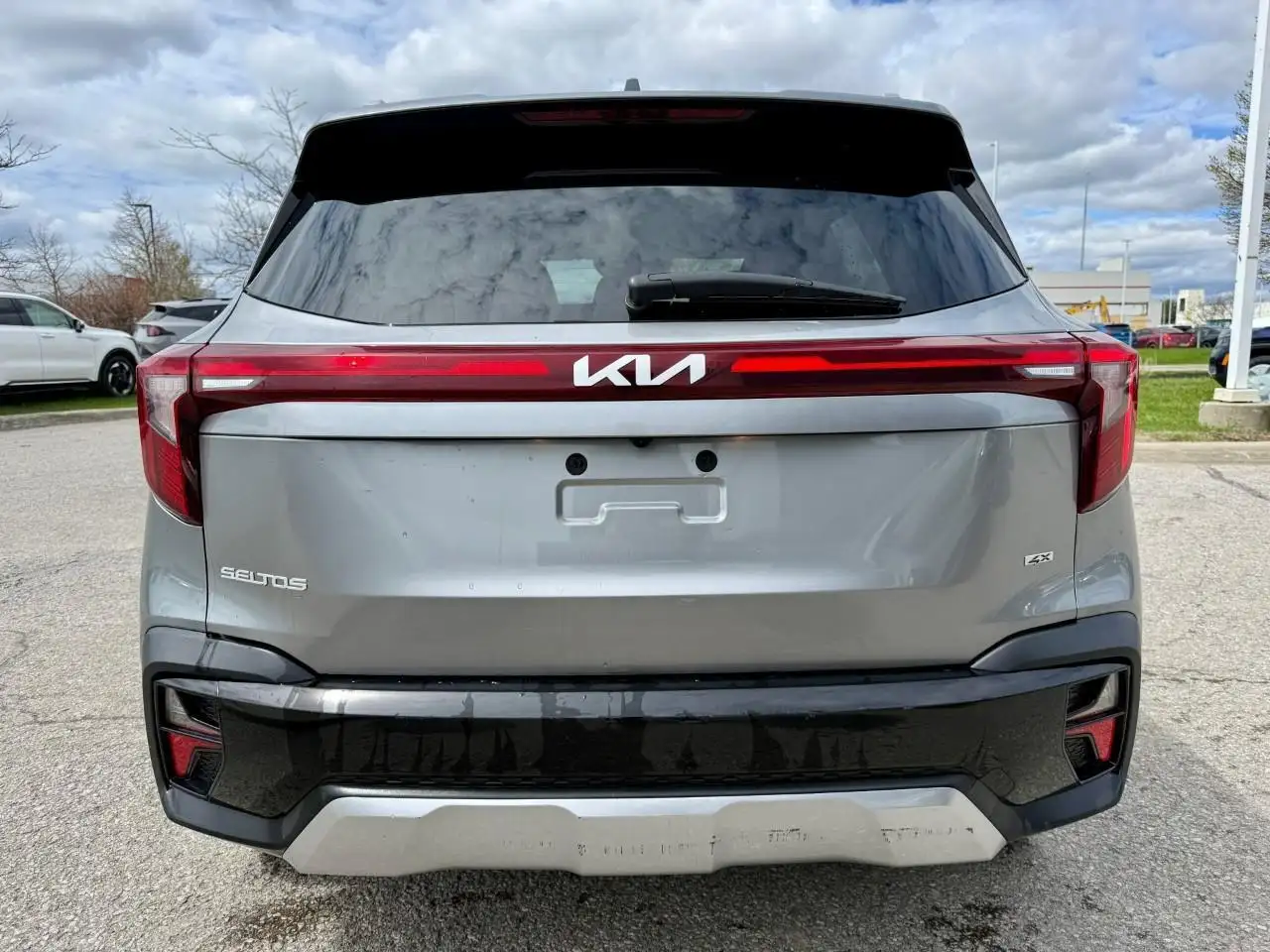 Kia Seltos снимка Kia Seltos