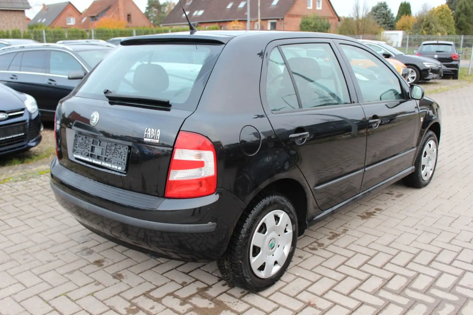 Skoda Fabia Ambiente Klimaanlage Noir - 2