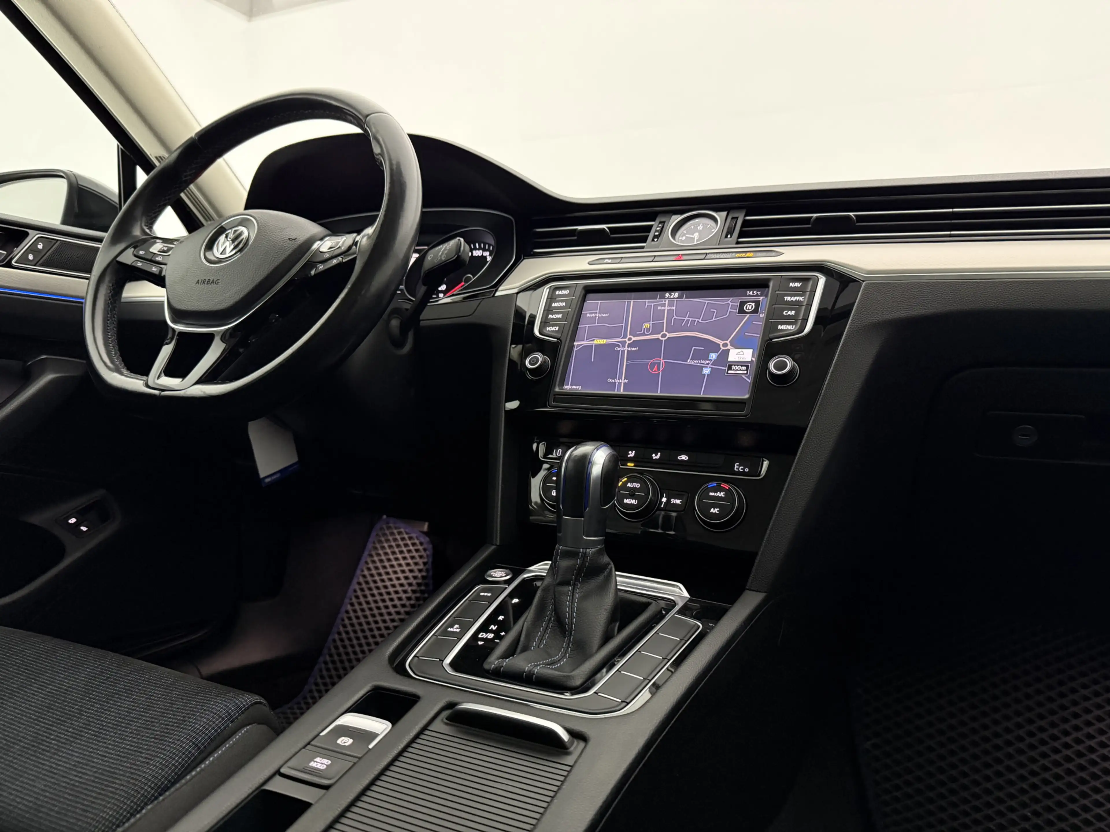 Volkswagen Passat Variant 1.4 TSI GTE | Sfeer | Camera | Cruise | Clima | Na — photo 14