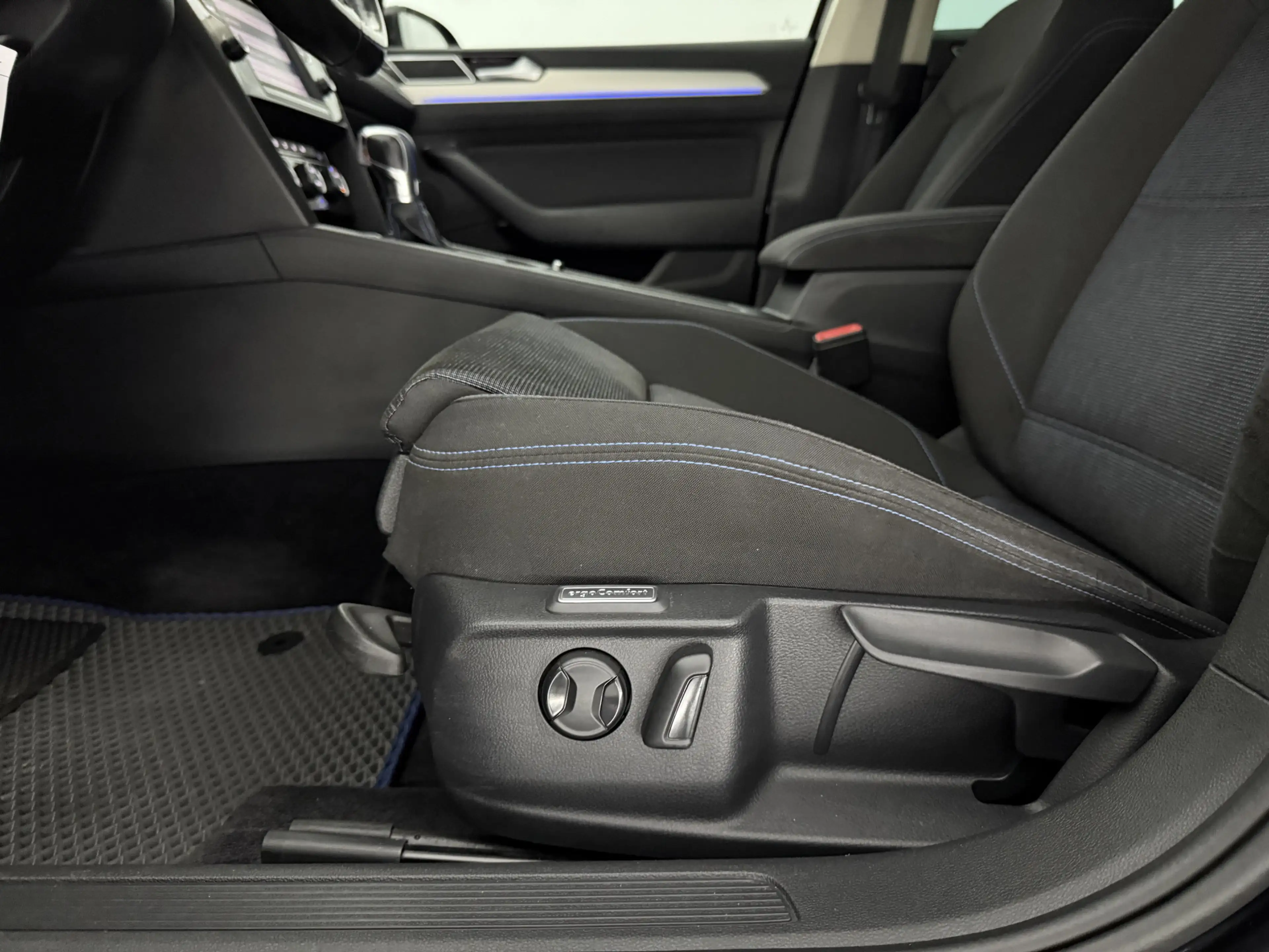 Volkswagen Passat Variant 1.4 TSI GTE | Sfeer | Camera | Cruise | Clima | Na — photo 31