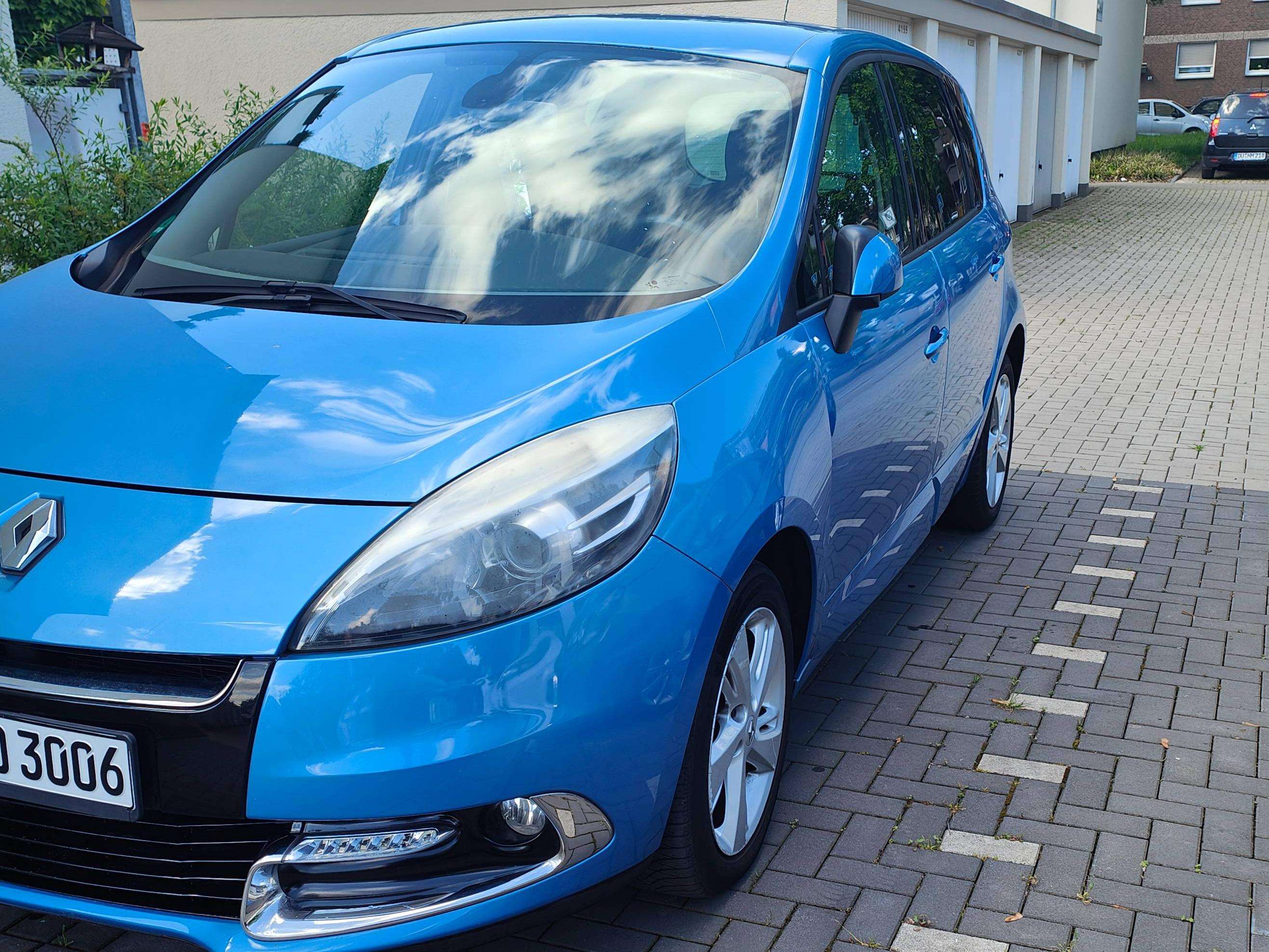 Second hand Renault Scenic 1.5 dCi