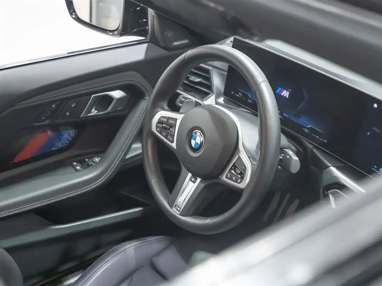 BMW 2 Series снимка BMW 2 Series