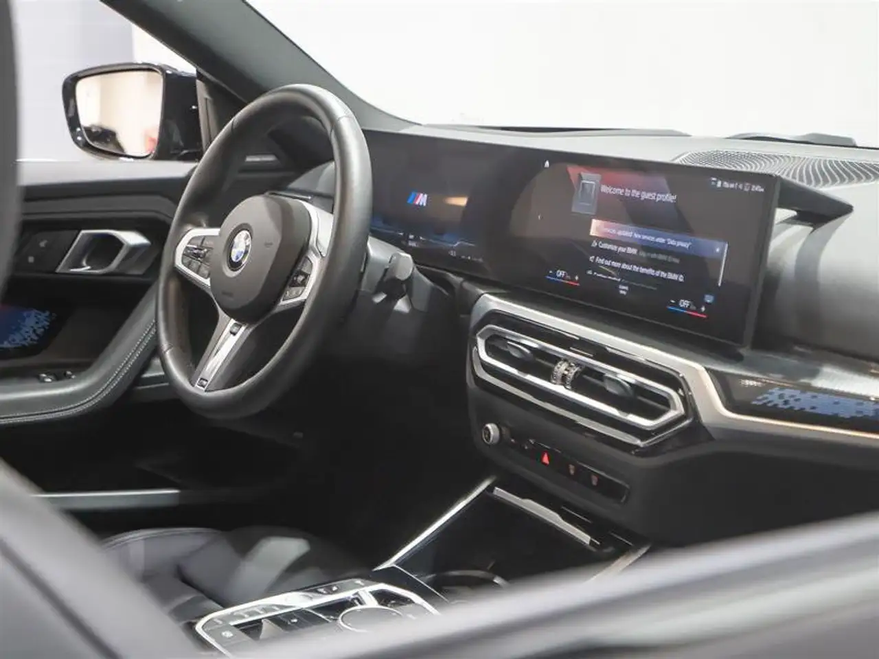 BMW 2 Series снимка BMW 2 Series