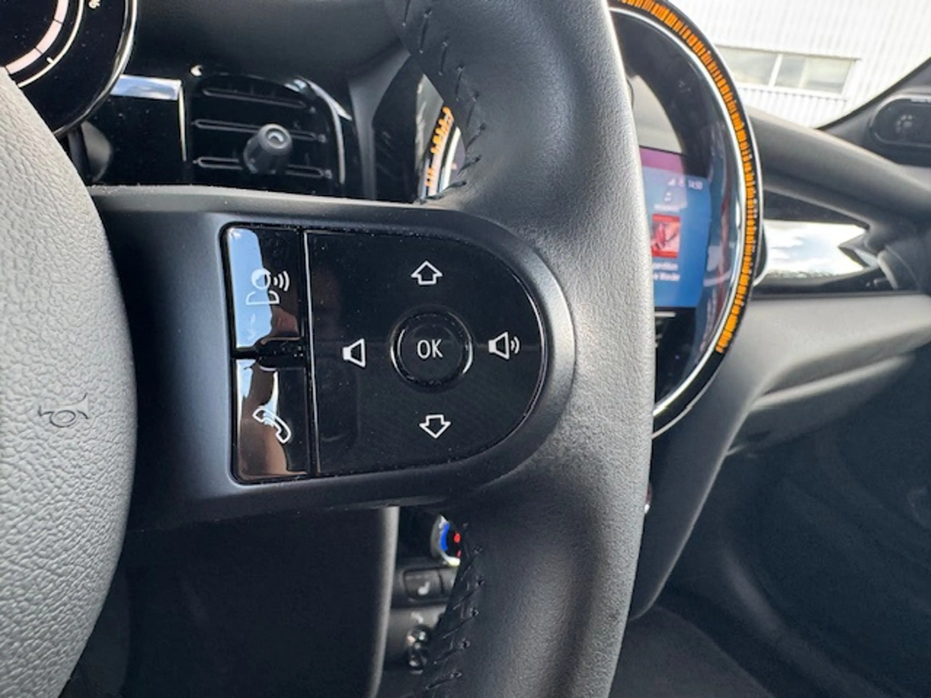 MINI Cooper SE Electric *carplay *navi *stoelverw. *17 inch — photo 22