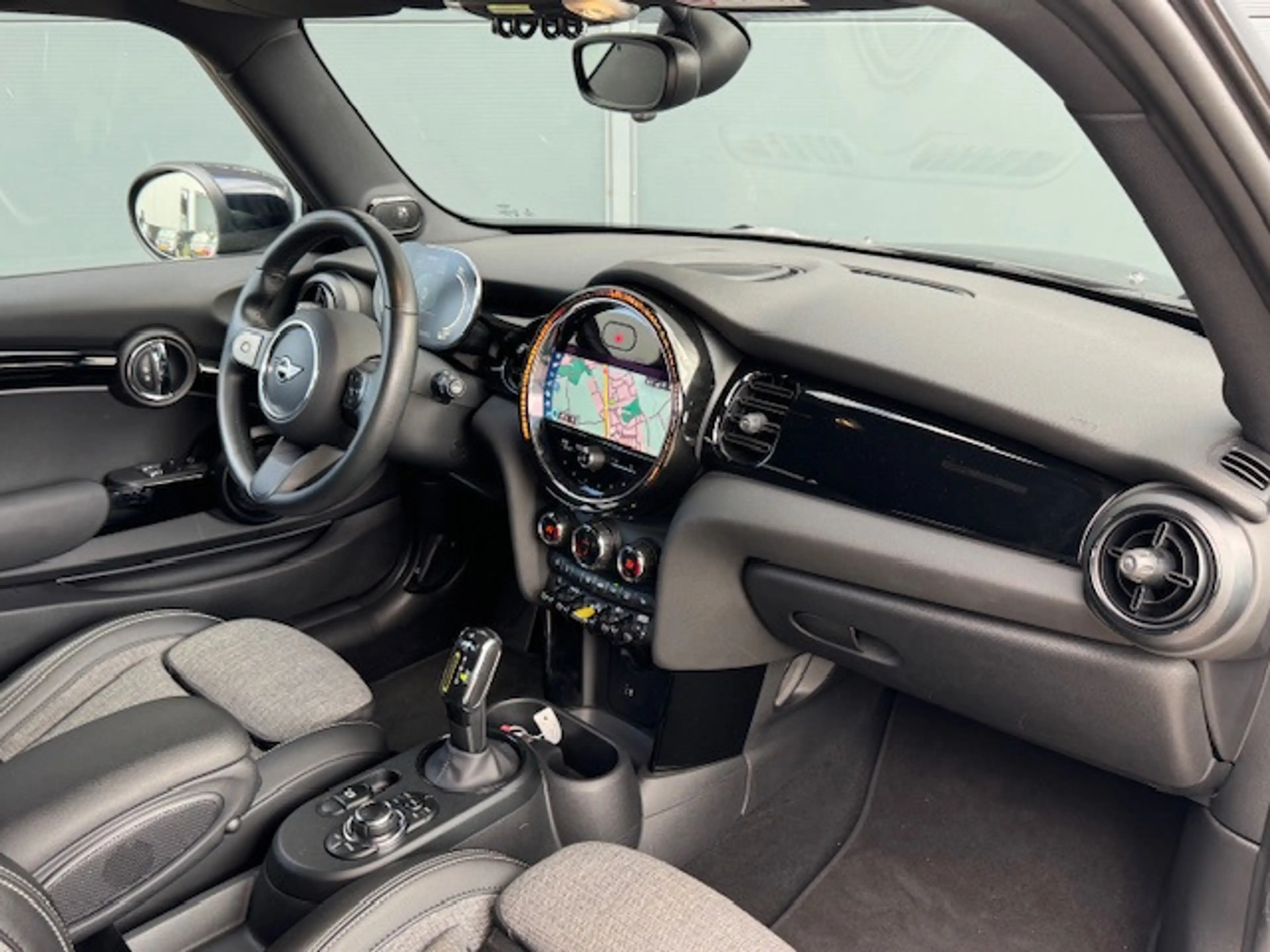 MINI Cooper SE Electric *carplay *navi *stoelverw. *17 inch — photo 14